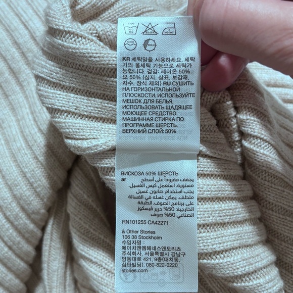 & OTHER STORIES UK SZ XS Ribbed Splits Mock Neck Long Sleeve Swearer Dress - Picture 10 of 10